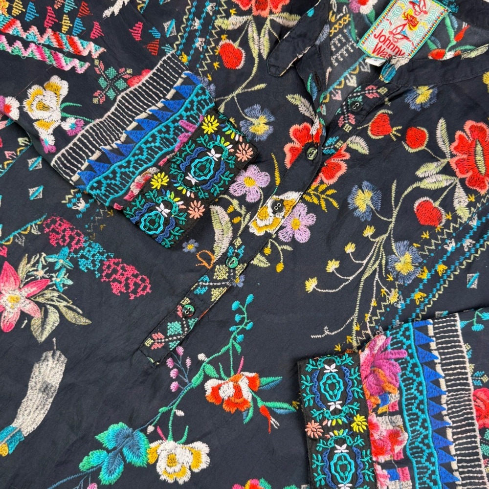 Johnny Was Tunic Top Womens S Black Floral Feather Embroidered Sleeve Boho EUC